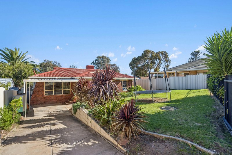 Photo - 2 Smith Court, Redwood Park SA 5097 - Image 1