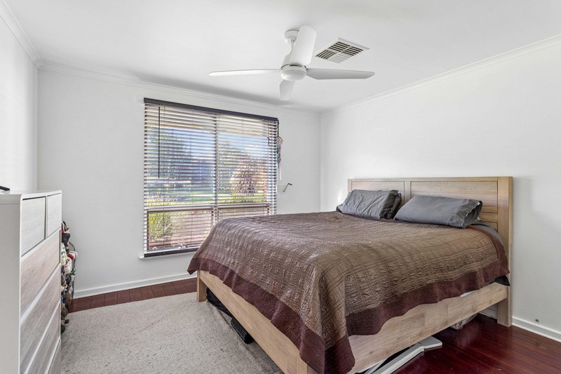 Photo - 2 Smith Court, Redwood Park SA 5097 - Image 3