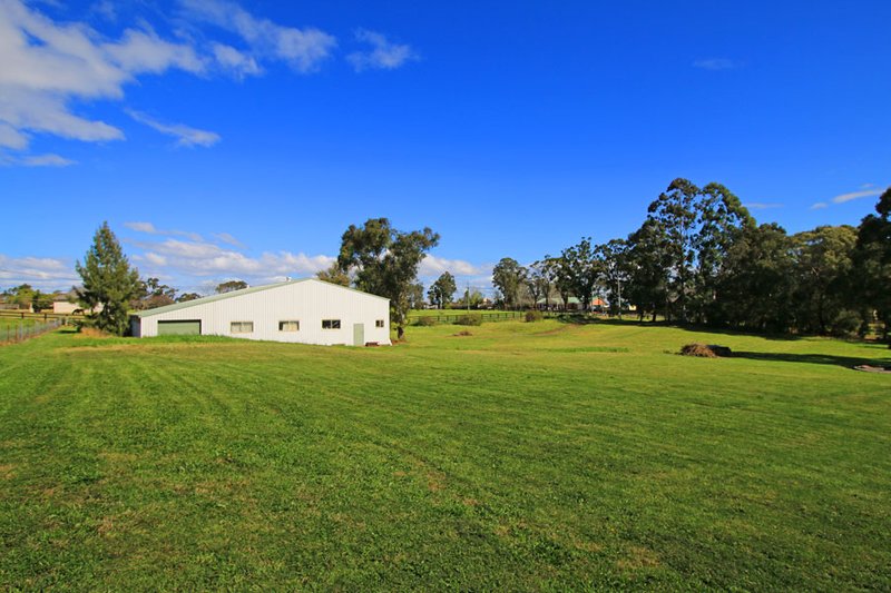 Photo - 2 Smiths Lane, Glenorie NSW 2157 - Image 4