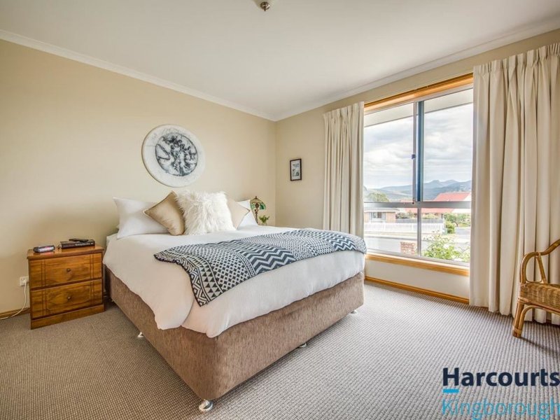 Photo - 2 Sonnat Drive, Kingston TAS 7050 - Image 10