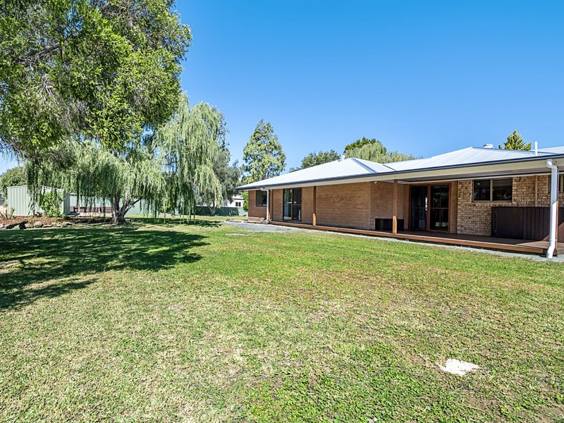 Photo - 2 South Street, Allora QLD 4362 - Image 17