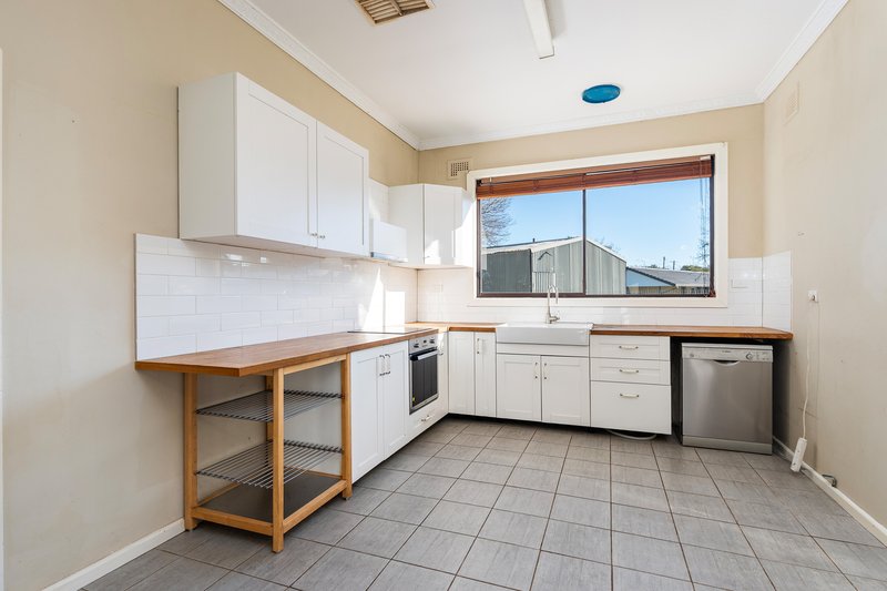 Photo - 2 South Street, Culcairn NSW 2660 - Image 1