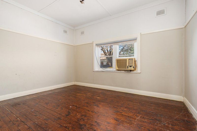 Photo - 2 South Street, Culcairn NSW 2660 - Image 8