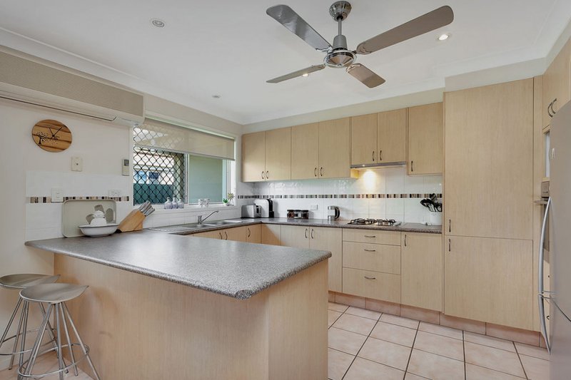 Photo - 2 Sparrow Place, Burleigh Waters QLD 4220 - Image 5