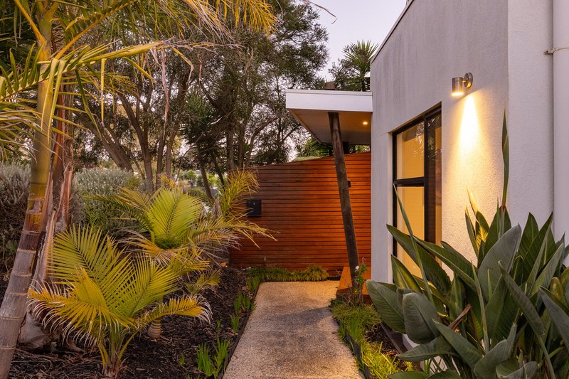 Photo - 2 Spaven Court, Cowes VIC 3922 - Image 25