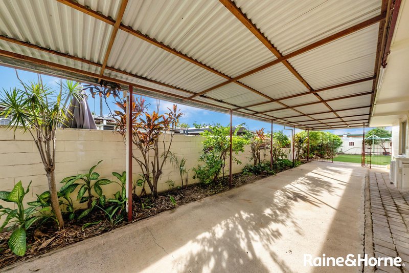 Photo - 2 Spiceley Crescent, Heatley QLD 4814 - Image 14