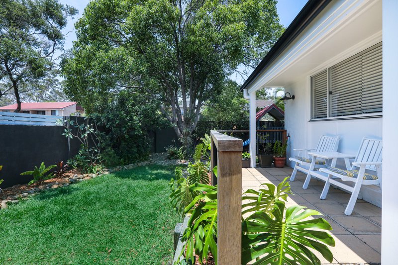 Photo - 2 Splice Street, Mermaid Waters QLD 4218 - Image 2