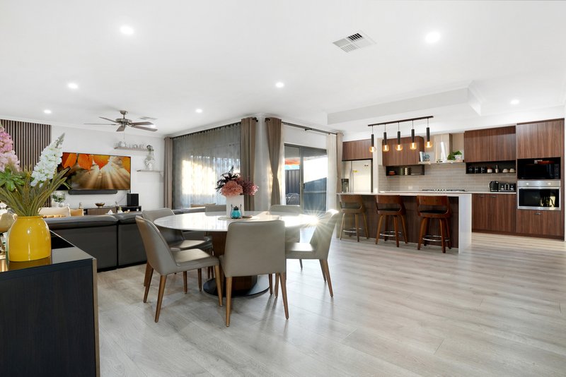 Photo - 2 Spotless Close, Canning Vale WA 6155 - Image 15