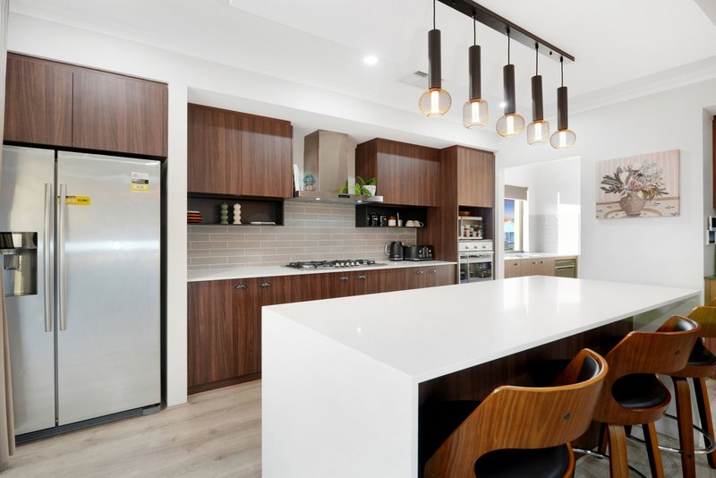 Photo - 2 Spotless Close, Canning Vale WA 6155 - Image 19