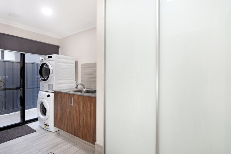 Photo - 2 Spotless Close, Canning Vale WA 6155 - Image 31