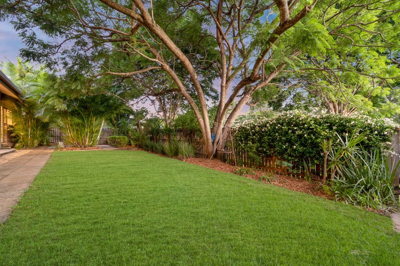 Photo - 2 Springwell Avenue, Springwood QLD 4127 - Image 26