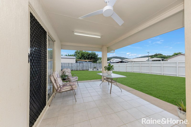 Photo - 2 Squires Crescent, Kirwan QLD 4817 - Image 11