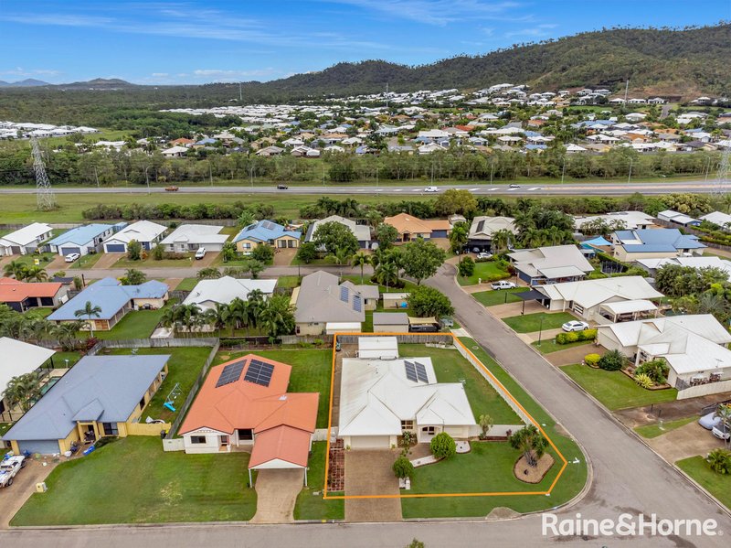 Photo - 2 Squires Crescent, Kirwan QLD 4817 - Image 13