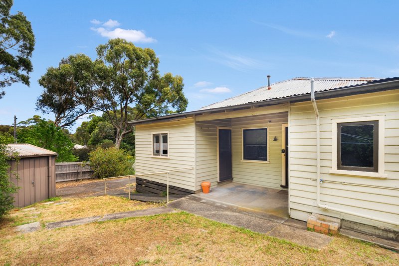 Photo - 2 St Georges Lake Road, Creswick VIC 3363 - Image 14