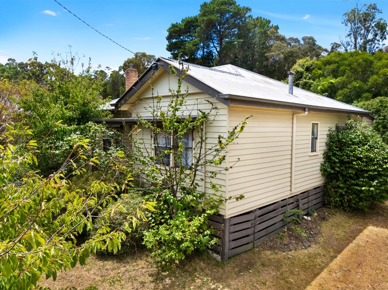 Photo - 2 St Georges Lake Road, Creswick VIC 3363 - Image 15