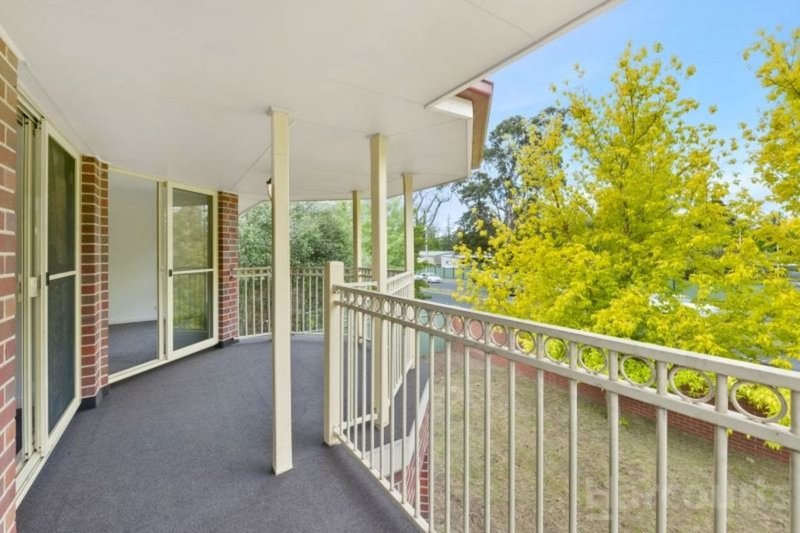 Photo - 2 St Glens Way, Lake Gardens VIC 3355 - Image 18