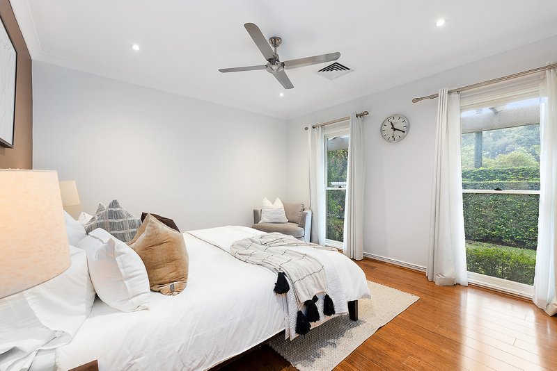 Photo - 2 Stanley Close, St Ives NSW 2075 - Image 7