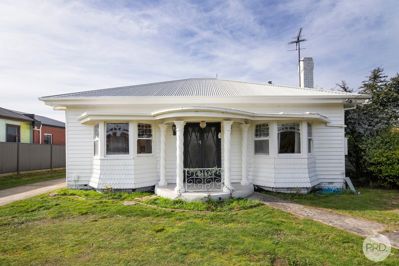 Photo - 2 Stanley Street, Ballarat North VIC 3350 - Image 1