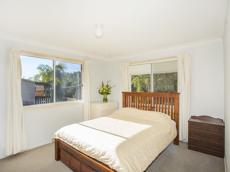 Photo - 2 Stanton Drive, Ulladulla NSW 2539 - Image 4