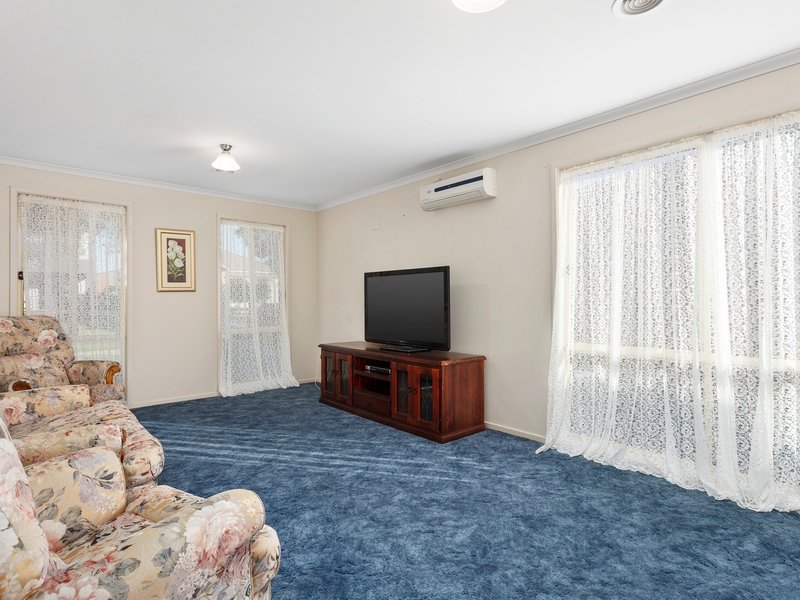 Photo - 2 Starboard Court, St Leonards VIC 3223 - Image 2