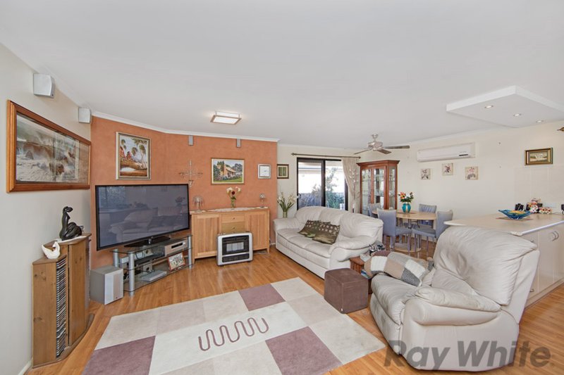 Photo - 2 Staunton Court, Lake Munmorah NSW 2259 - Image 2