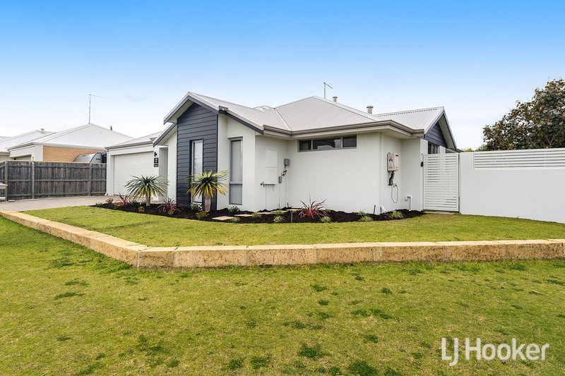 Photo - 2 Stellaria Avenue, Halls Head WA 6210 - Image 9