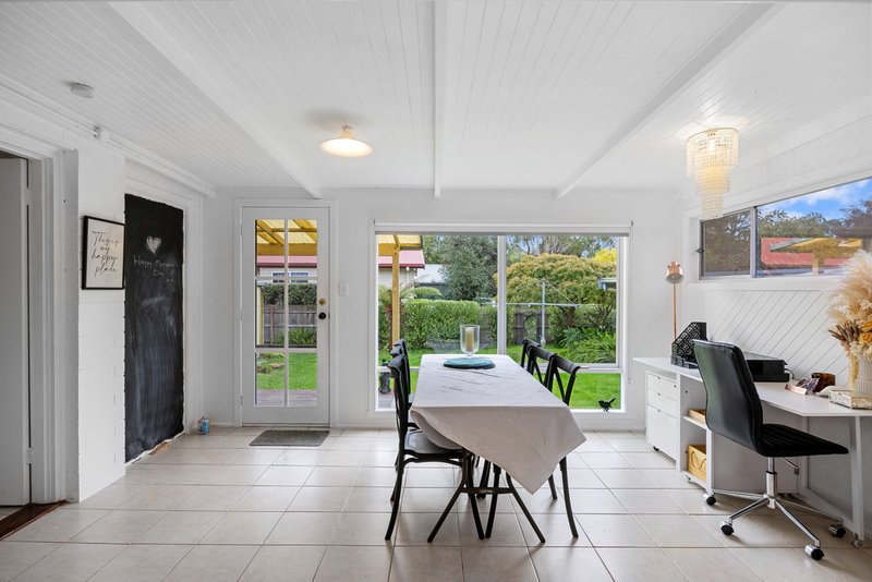 Photo - 2 Stewart Avenue, Inverloch VIC 3996 - Image 8