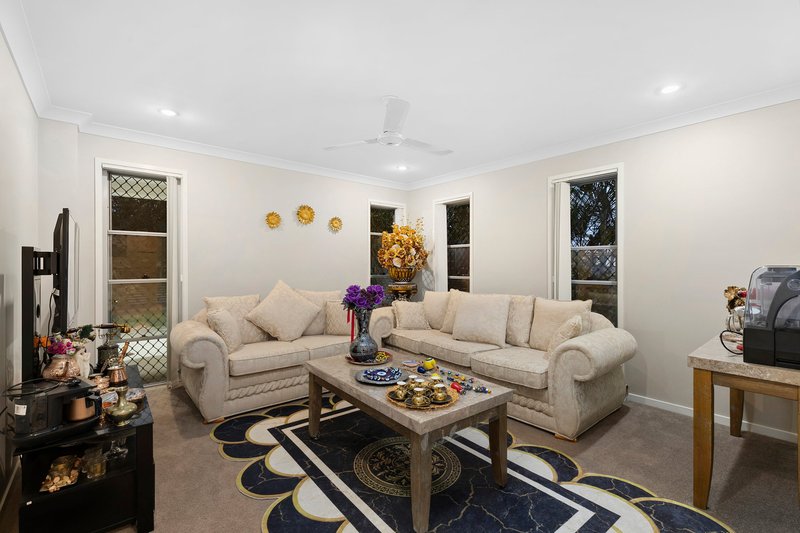 Photo - 2 Stillwater Street, Mango Hill QLD 4509 - Image 4