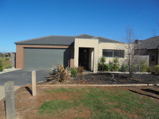 2 Stipa Place, Brookfield VIC 3338