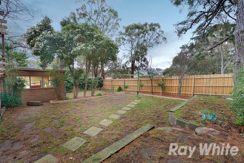 Photo - 2 Stradella Avenue, Vermont South VIC 3133 - Image 11