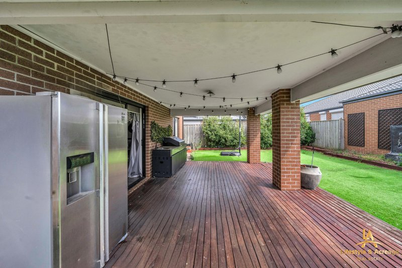 Photo - 2 Strathcona Avenue, Clyde VIC 3978 - Image 13