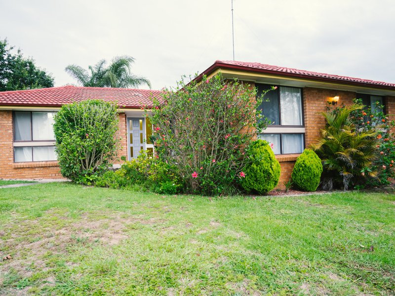 2 Strauss Road, St Clair NSW 2759