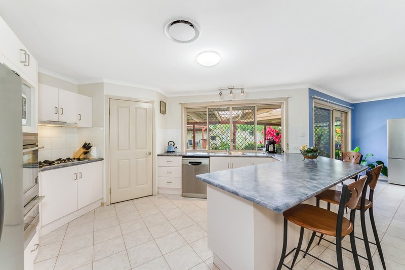 Photo - 2 Stringybark Court, Murrumba Downs QLD 4503 - Image 4