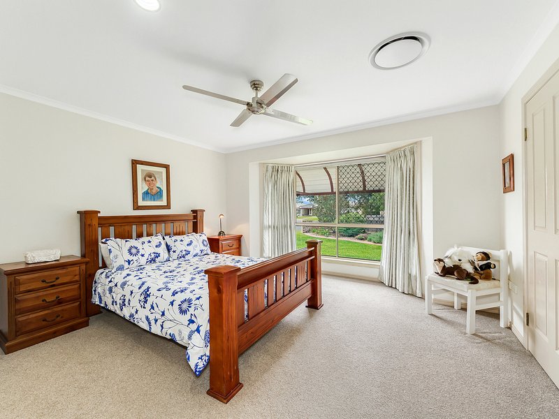 Photo - 2 Stringybark Court, Murrumba Downs QLD 4503 - Image 7