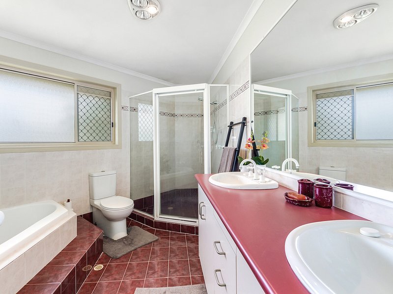 Photo - 2 Stringybark Court, Murrumba Downs QLD 4503 - Image 8