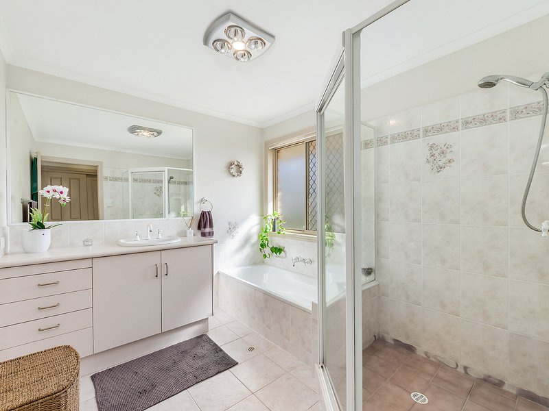 Photo - 2 Stringybark Court, Murrumba Downs QLD 4503 - Image 12