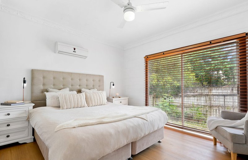 Photo - 2 Sturt Street, Molendinar QLD 4214 - Image 6