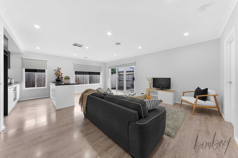 Photo - 2 Sturt Way, Mickleham VIC 3064 - Image 12