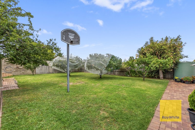 Photo - 2 Sullivan Court, Belmont VIC 3216 - Image 13