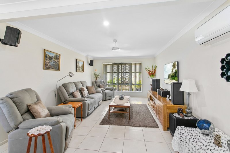 Photo - 2 Sun Court, Banksia Beach QLD 4507 - Image 7