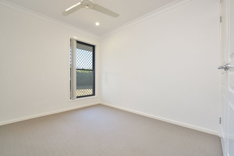 Photo - 2 Sundew Street, New Auckland QLD 4680 - Image 12