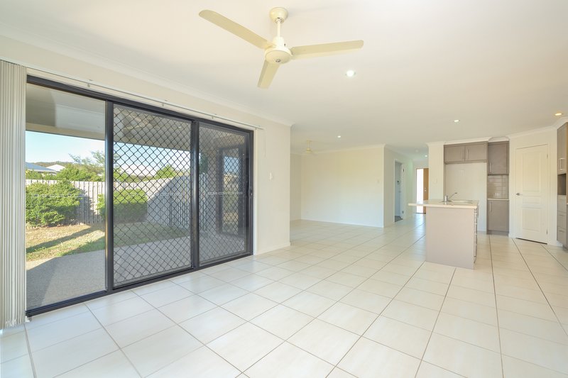 Photo - 2 Sundew Street, New Auckland QLD 4680 - Image 19