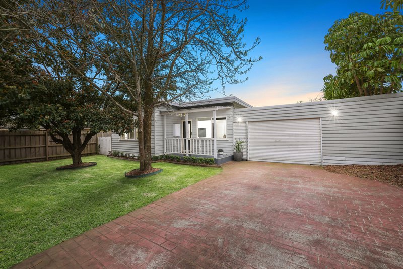 Photo - 2 Sunshine Street, Rowville VIC 3178 - Image 1