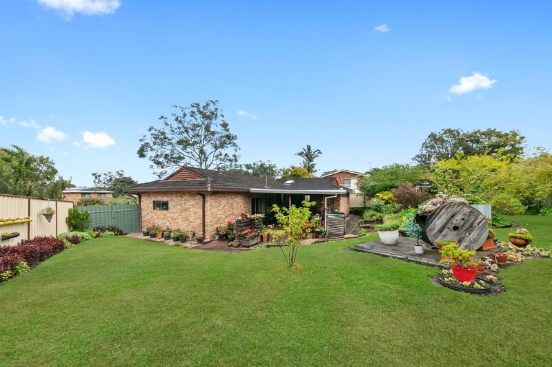 Photo - 2 Susan Close, Halekulani NSW 2262 - Image 11