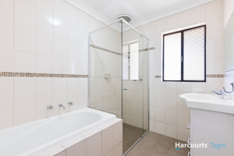 Photo - 2 Suzanne Avenue, Morphett Vale SA 5162 - Image 7