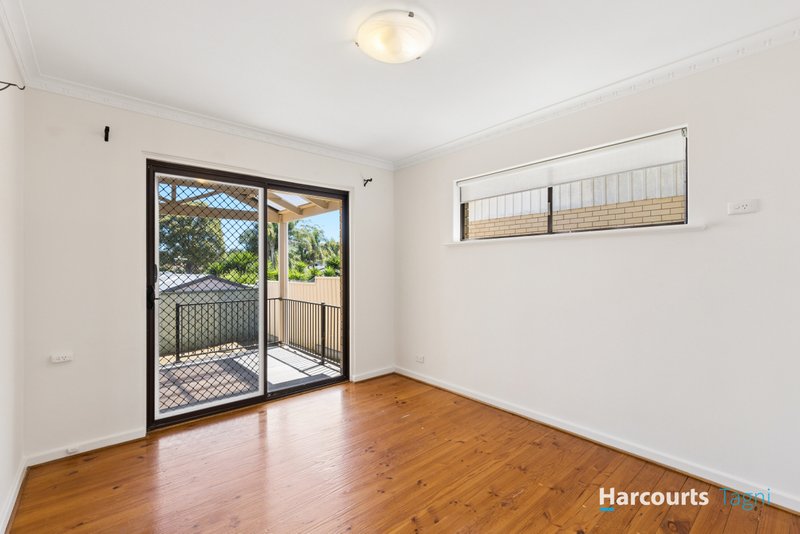 Photo - 2 Suzanne Avenue, Morphett Vale SA 5162 - Image 9