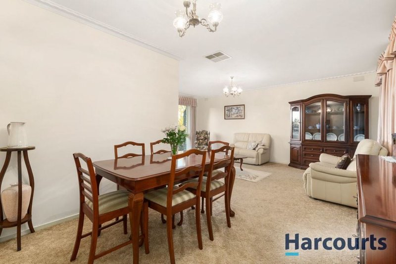 Photo - 2 Swan Court, Wantirna VIC 3152 - Image 6