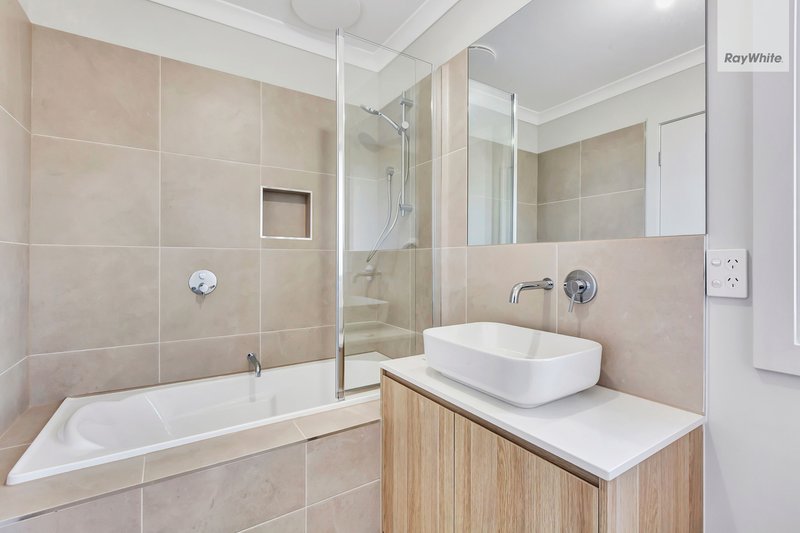 Photo - 2 Swifter Walk, Wollert VIC 3750 - Image 9