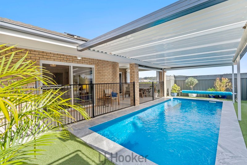 Photo - 2 Sylvia Place, Mount Hutton NSW 2290 - Image 5