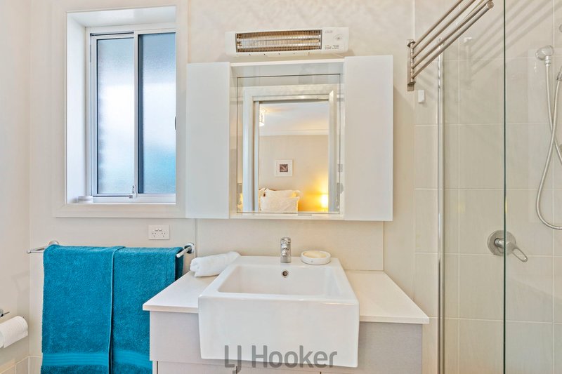 Photo - 2 Sylvia Place, Mount Hutton NSW 2290 - Image 20